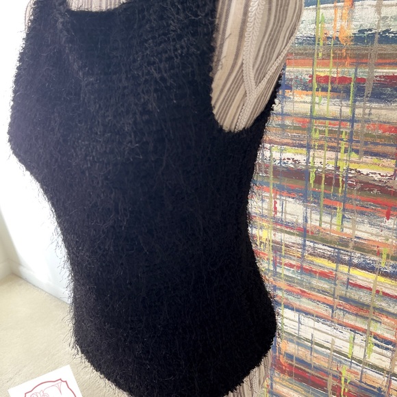Fussy Black top. Size Med. - Picture 2 of 2